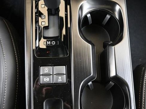 New 2026 Subaru Outback Limited image 36