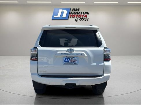 Used 2022 Toyota 4Runner SR5 RWD image 6