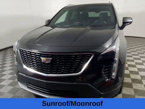 Certified 2023 Cadillac XT4 Premium Luxury w/ Cold Weather Package image 6