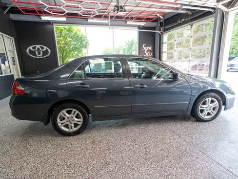 Used 2007 Honda Accord EX image 4