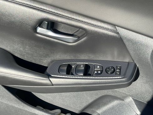 Certified 2025 Nissan Sentra S FWD image 13
