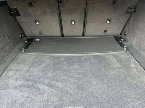 Used 2025 BMW iX xDrive50 w/ Sport Package image 19