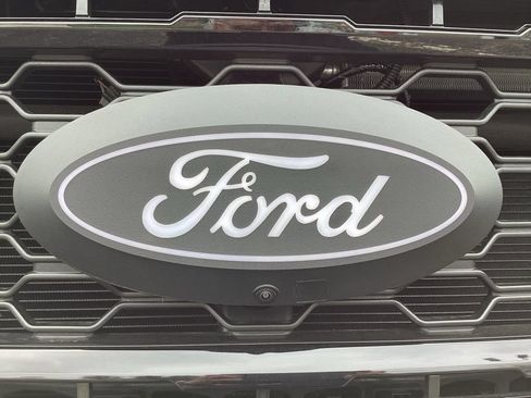 New 2026 Ford F250 Lariat w/ Black Appearance Package AWD/4WD image 4