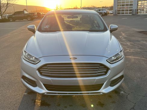 Used 2014 Ford Fusion S image 9