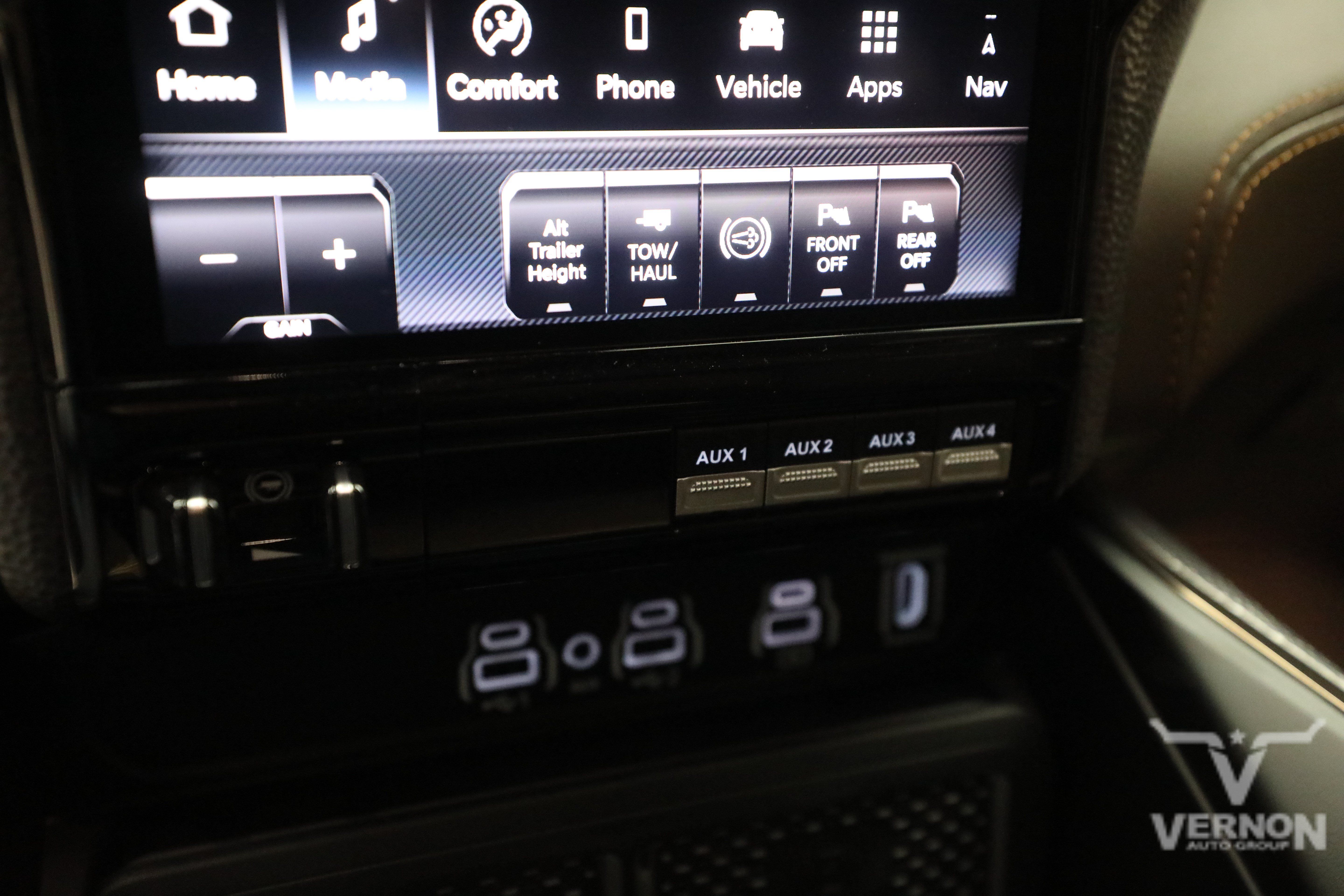New 2027 RAM 2500 Limited AWD/4WD image 24