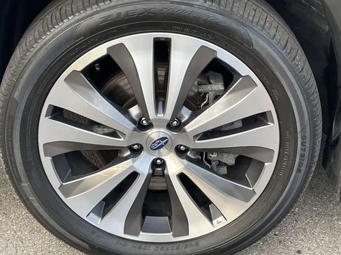 Used 2019 Subaru Ascent Touring w/ Popular Package #3 image 41