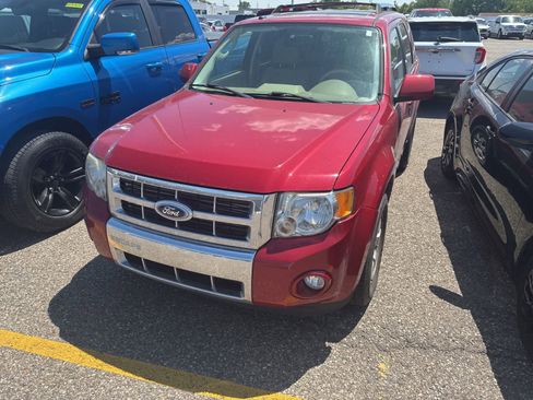 Used 2011 Ford Escape Limited w/ 302A Rapid Spec Order Code AWD/4WD image 1