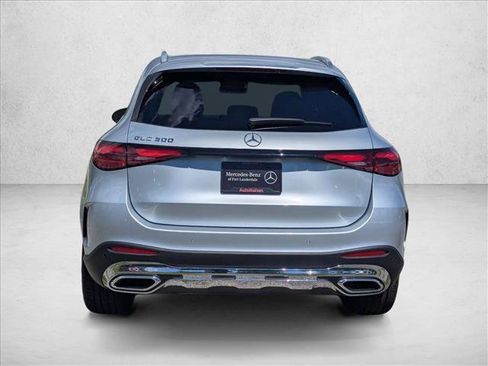 Used 2026 Mercedes-Benz GLC 300 image 7