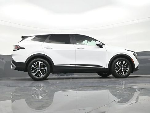 Used 2024 Kia Sportage EX FWD image 29