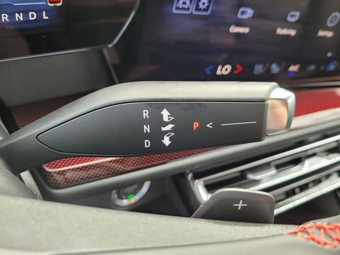 New 2026 Chevrolet Traverse RS image 23