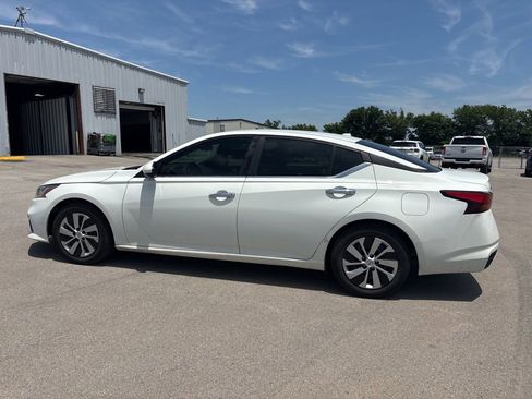 Used 2020 Nissan Altima 2.5 S FWD image 9