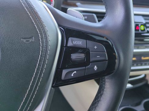 Used 2017 BMW 530i xDrive image 26