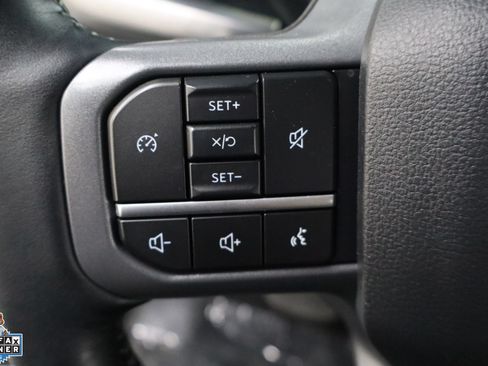 Used 2024 Ford F250 Lariat AWD/4WD image 16