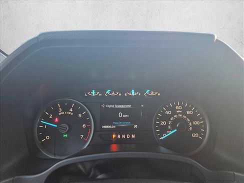 Used 2018 Ford F150 XLT w/ Equipment Group 302A Luxury AWD/4WD image 9