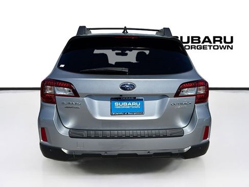 Used 2017 Subaru Outback 2.5i Limited image 7