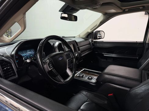 Used 2018 Ford Expedition Platinum AWD/4WD image 13