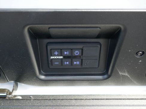 New 2026 GMC Sierra 2500 AT4X AWD/4WD image 9