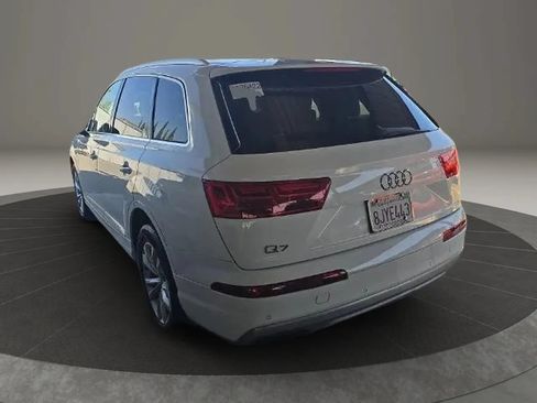 Used 2019 Audi Q7 3.0T Premium w/ Convenience Package AWD/4WD image 4