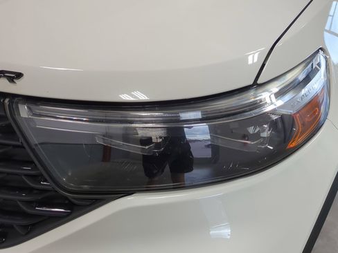 Used 2022 Ford Explorer ST-Line image 15