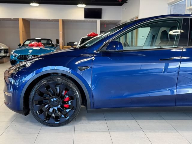 Used 2022 Tesla Model Y Performance AWD/4WD image 8