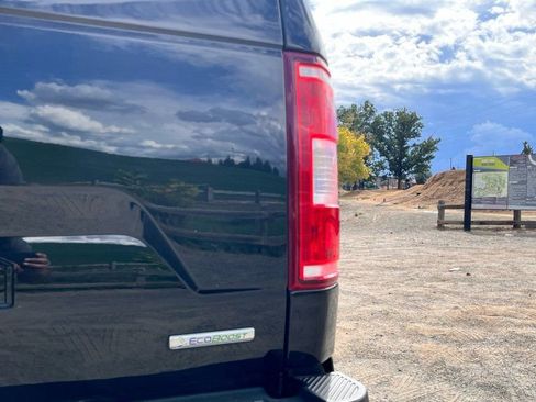 Used 2019 Ford F150 XLT w/ Equipment Group 302A Luxury image 10