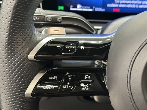 Certified 2025 Mercedes-Benz GLS 450 4MATIC image 28