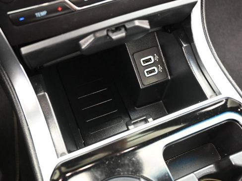 Used 2019 Ford Edge ST w/ Equipment Group 401A AWD/4WD image 19