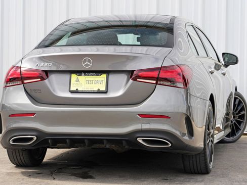 Used 2022 Mercedes-Benz A 220 w/ AMG Line image 4