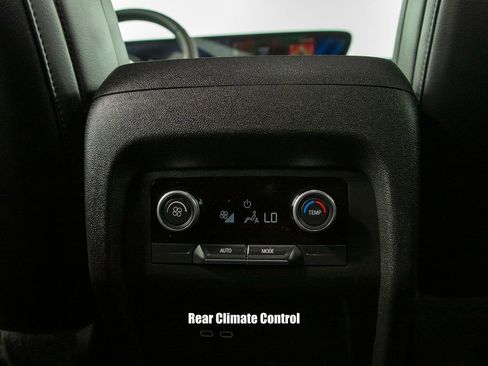 Used 2025 Buick Enclave Preferred image 20