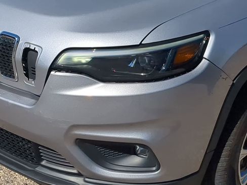 Certified 2022 Jeep Cherokee Latitude Lux FWD image 11