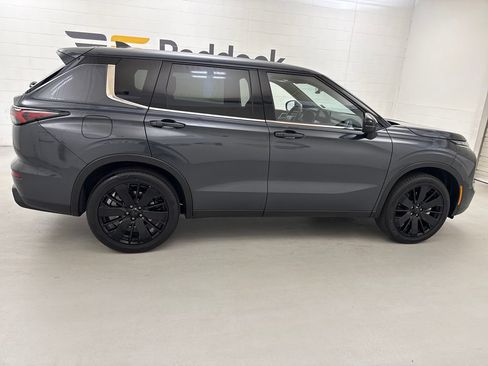 Used 2026 Mitsubishi Outlander LE AWD/4WD image 6