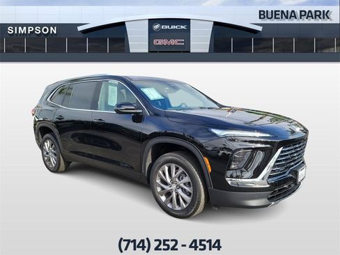 Used 2026 Buick Enclave Preferred image 2