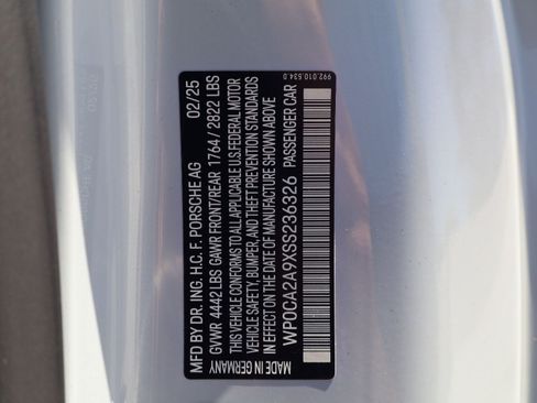 Certified 2025 Porsche 911 Carrera RWD image 27