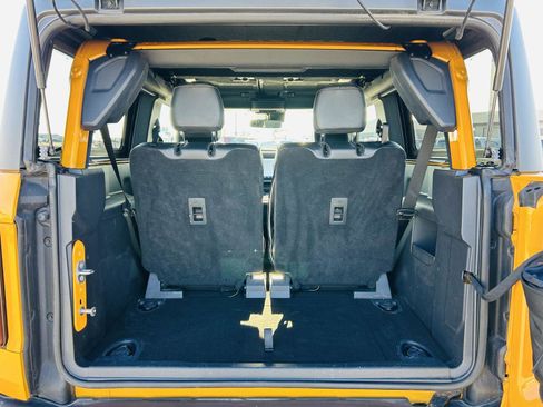 Used 2021 Ford Bronco Badlands image 28