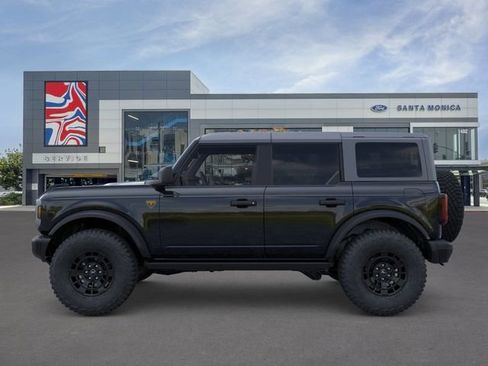 New 2026 Ford Bronco Badlands AWD/4WD image 3