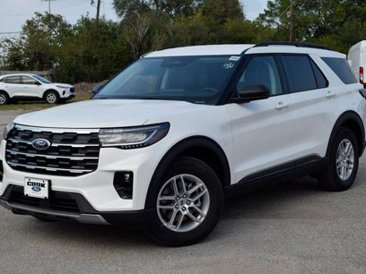 New 2026 Ford Explorer Active w/ Active Comfort Package