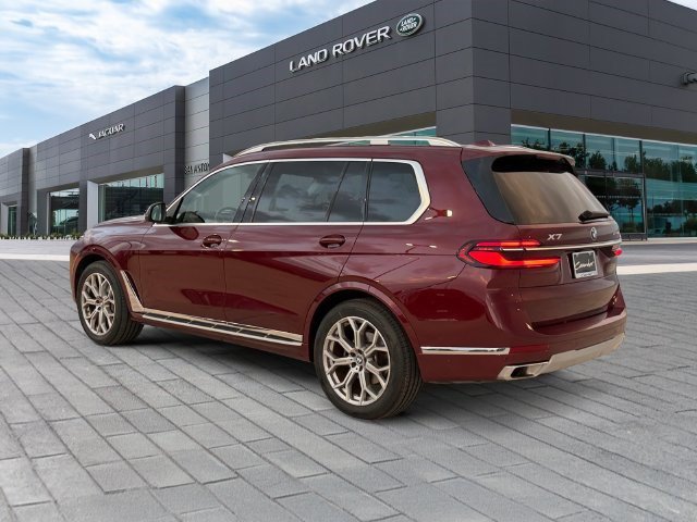 Used 2026 BMW X7 xDrive40i AWD/4WD image 3