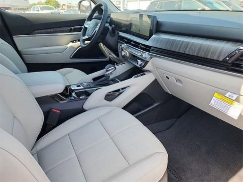 New 2025 Kia Telluride EX w/ EX Captain's Chair Package image 17
