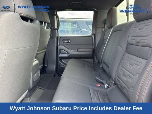 Used 2024 Nissan Frontier PRO-4X w/ Technology Package AWD/4WD image 11