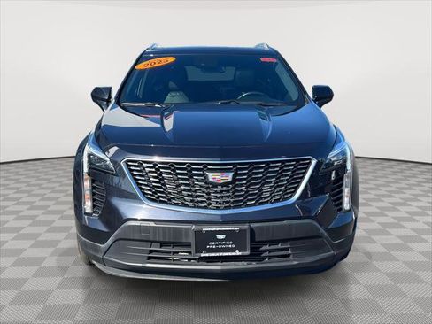Certified 2023 Cadillac XT4 Luxury w/ Cold Weather Package AWD/4WD image 2