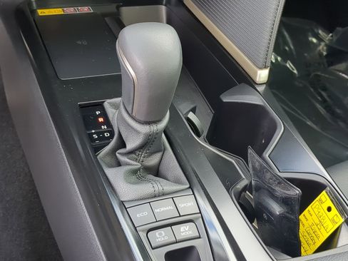 Used 2025 Toyota Camry SE w/ Multimedia Upgrade Package FWD image 26