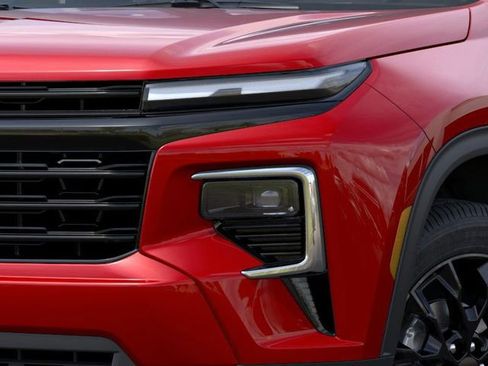 New 2025 Chevrolet Traverse LT w/ Midnight/Sport Edition image 10