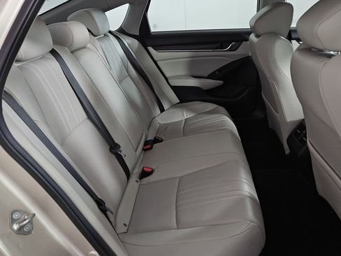 Used 2018 Honda Accord EX-L image 23