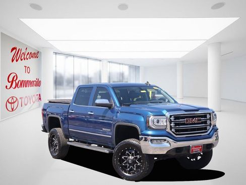 Used 2018 GMC Sierra 1500 SLT w/ SLT Premium Package AWD/4WD image 2