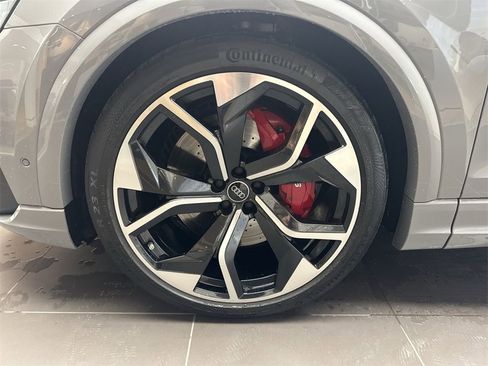 Used 2024 Audi RS Q8 4.0T w/ Black Optic Package image 10