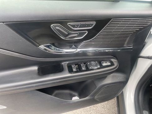 Used 2022 Lincoln Corsair AWD w/ Equipment Group 101A image 19