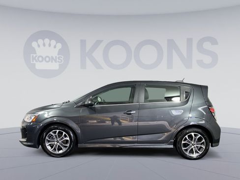 Used 2020 Chevrolet Sonic LT image 2