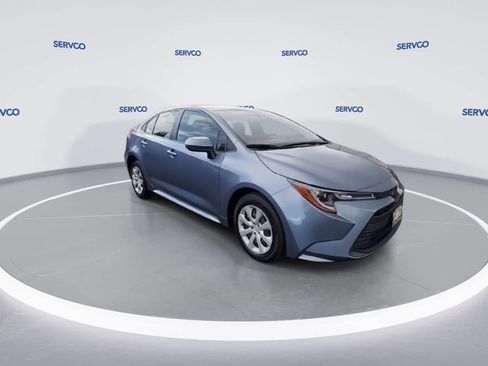Used 2023 Toyota Corolla LE FWD image 2