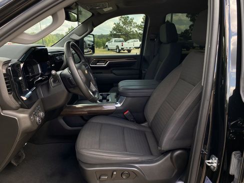 Used 2024 Chevrolet Silverado 2500 LT w/ Texas Edition image 13