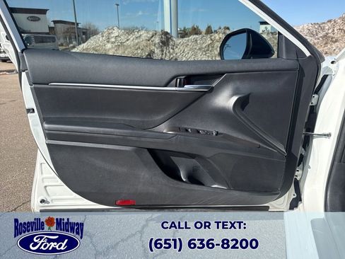 Used 2022 Toyota Camry SE w/ Convenience Package image 27